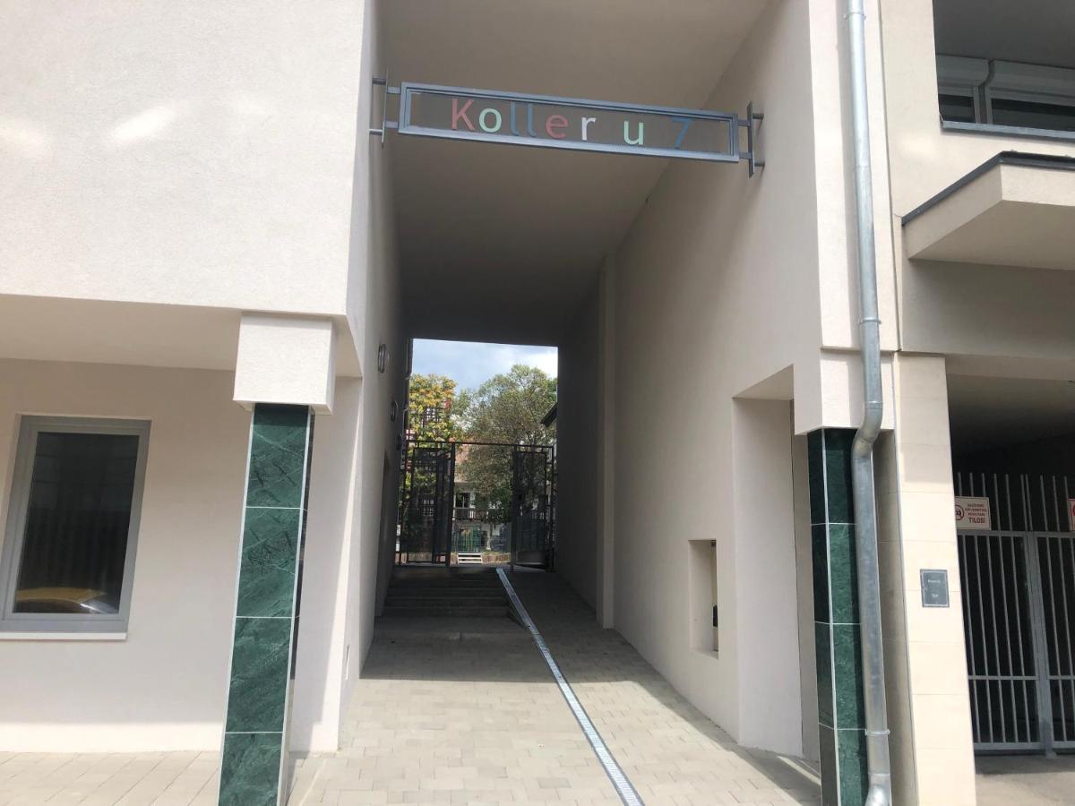 Zsuka Apartman Free Parking Pécs Buitenkant foto